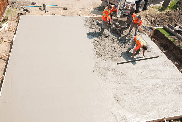 Best Concrete Driveway Repair Near Me  in Bremen, IN